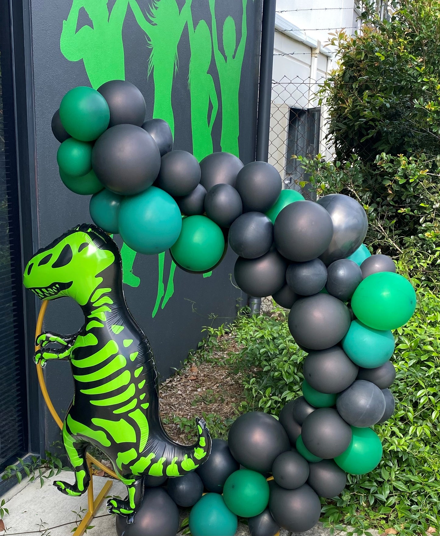 Oragnic & other balloon arrangments POA