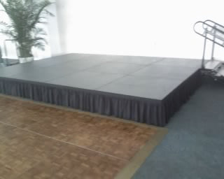 Skirting Stage - Black